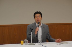 愛知治郎先生による講演